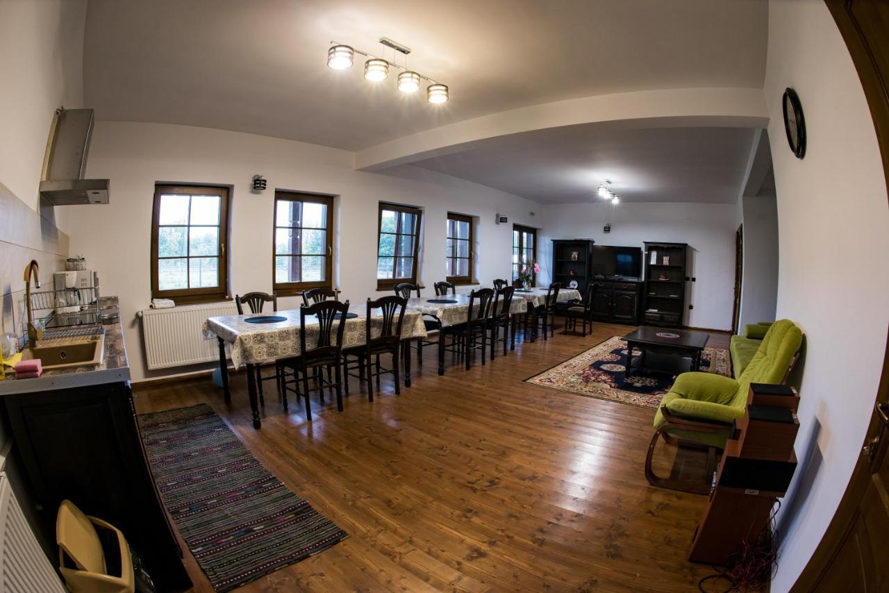 Hotel Casa Strabunicului à Partestii de Sus  Extérieur photo