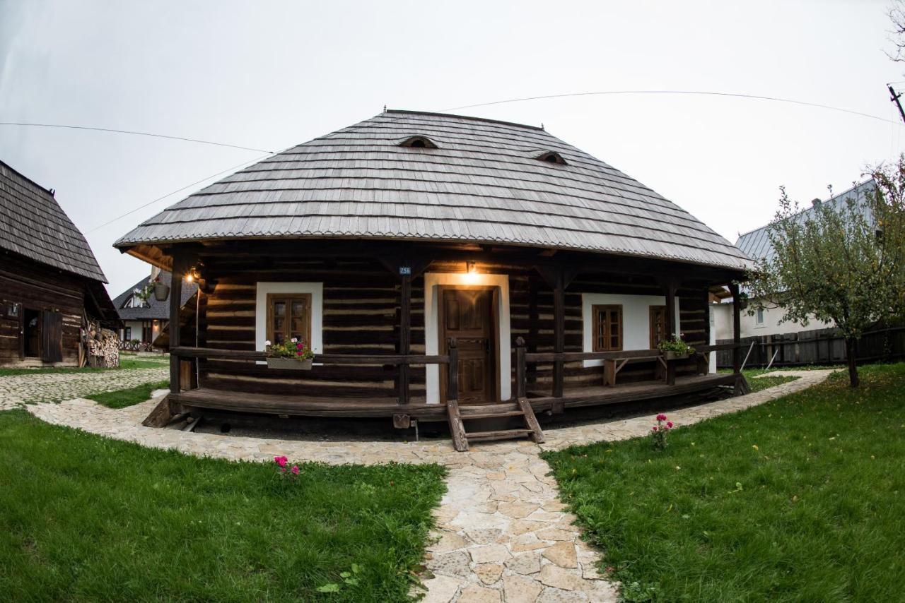 Hotel Casa Strabunicului à Partestii de Sus  Extérieur photo