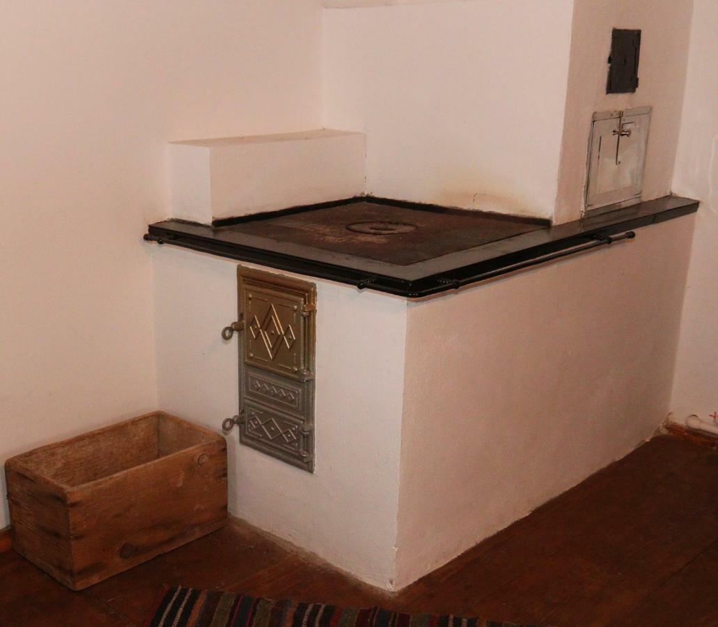 Hotel Casa Strabunicului à Partestii de Sus  Extérieur photo