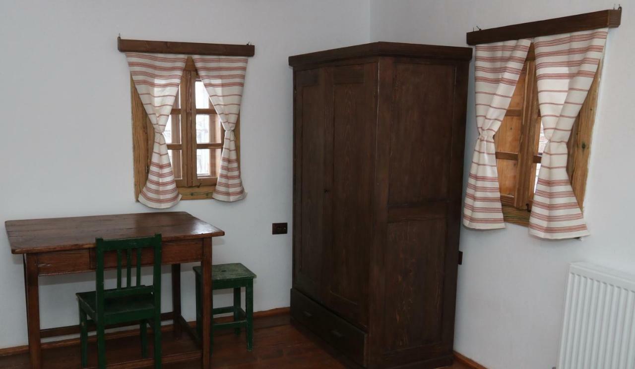 Hotel Casa Strabunicului à Partestii de Sus  Extérieur photo